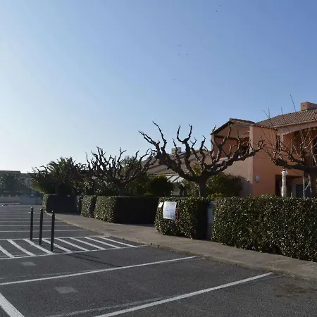Apartment T2 Avec Piscine, Proche Plage, Terrasse Et Parking Prive A Saint-cyprien - Fr-1-225d-14 Saint-Cyprien (Pyrenees-Orientales)